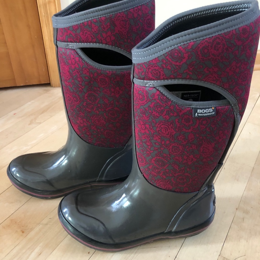 Bogs boots. EUC. Size 7.